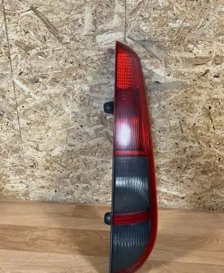 Ford Focus Rear/tail lights 4M5113N004C