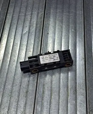 KIA Sportage Airbag deployment crash/impact sensor 959200Z000 0285003067 0295920000