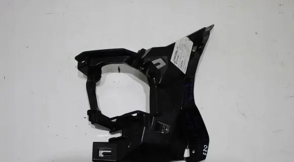 BMW 1 F20 F21 Front bumper mounting bracket 7371739