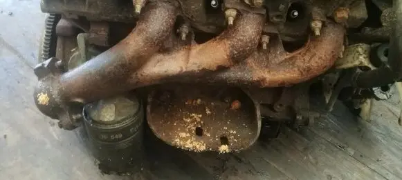 Ford Explorer Exhaust manifold
