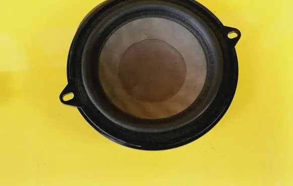 Renault Clio II Front door speaker 8200167235