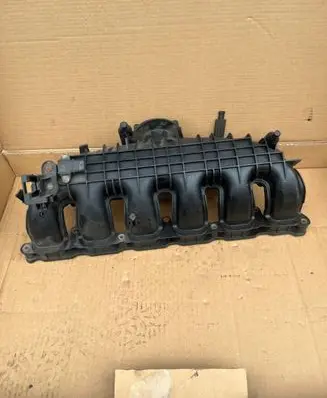 BMW 3 F30 F35 F31 Intake manifold 7576911