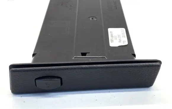 BMW 5 E60 E61 Cup holder 7047145