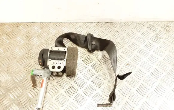 Volvo C30 Rear seatbelt 30642226