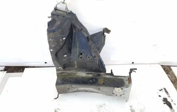 Toyota Yaris Front quarter panel