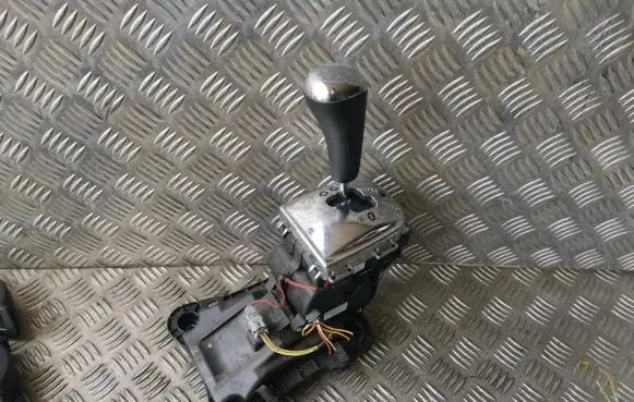 Citroen C4 I Gear shifter/selector 96816077VD 96816077VD00 9655443677