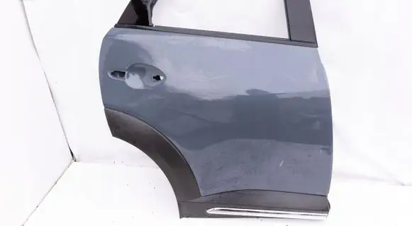 Mazda CX-3 Rear door