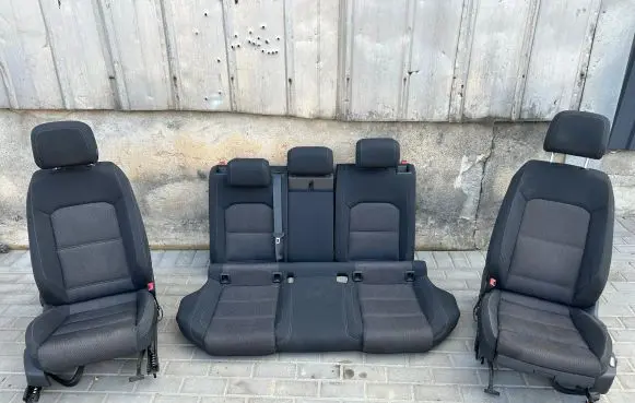 Seat set