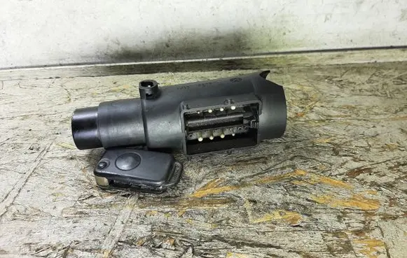 Mercedes-Benz CLK A208 C208 Ignition lock