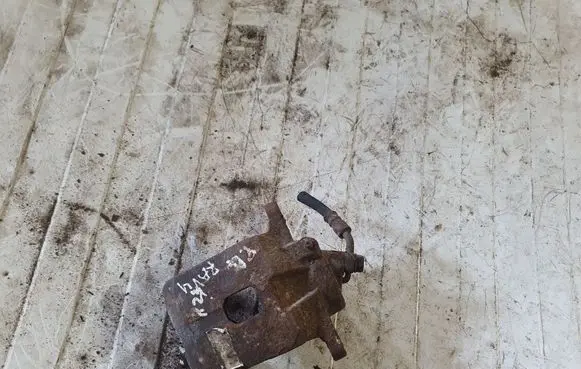 Toyota RAV 4 (XA20) Front brake caliper NOCODE
