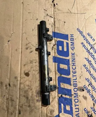 Mercedes-Benz E W211 Fuel main line pipe A6420700695