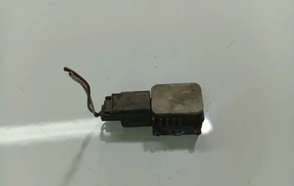 Ford Focus C-MAX Airbag deployment crash/impact sensor