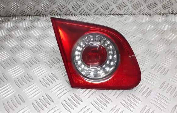 Volkswagen PASSAT B6 Rear/tail lights 3C5945093E