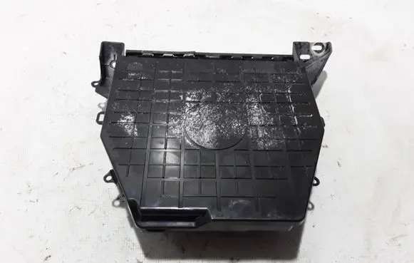 Volvo S60 Other engine bay part 31450239
