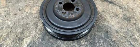 Volkswagen PASSAT CC Crankshaft pulley 03G105243