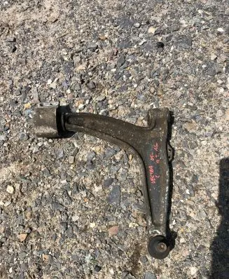 Opel Vectra C Front upper control arm/wishbone 