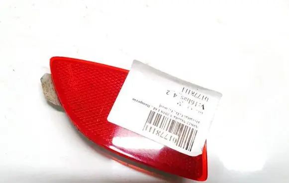 Mazda 3 II Rear tail light reflector k2442 bcw8515l0 k2442bcw8515l0