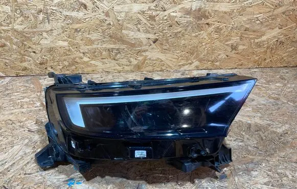 Opel Mokka B Headlight/headlamp 9834007980 S2510F103-M