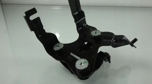 Jaguar F-Pace ABS pump bracket 