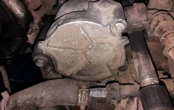 Ford Fusion Vacuum pump D1562B D156-2B