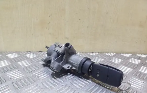 Audi A4 S4 B6 8E 8H Ignition lock 4B0905851F