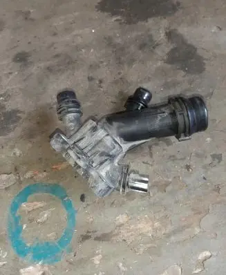 Volvo S60 Thermostat/thermostat housing 31293556