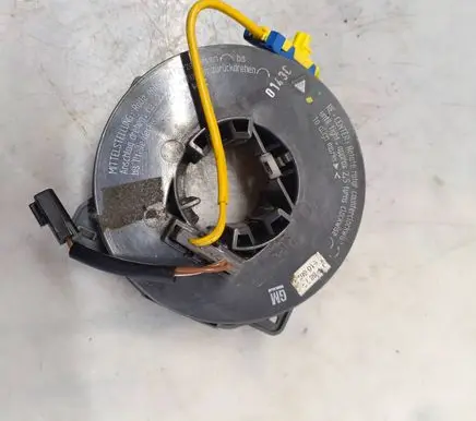 Opel Zafira A Airbag slip ring squib (SRS ring) 90588757