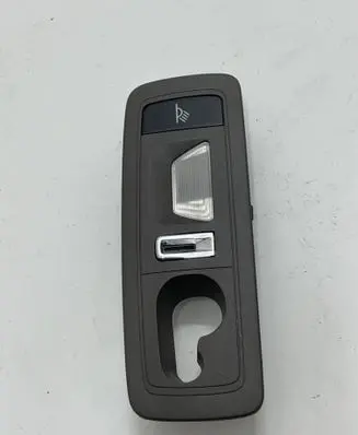 Porsche Cayenne (92A) Rear seat light