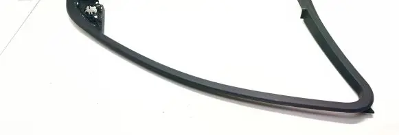 Audi A4 S4 B8 8K Front door window/glass frame 06559000