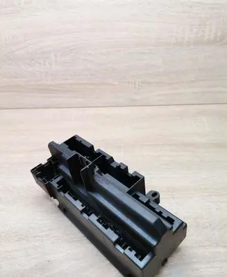BMW 7 E65 E66 Fuse module 6900582