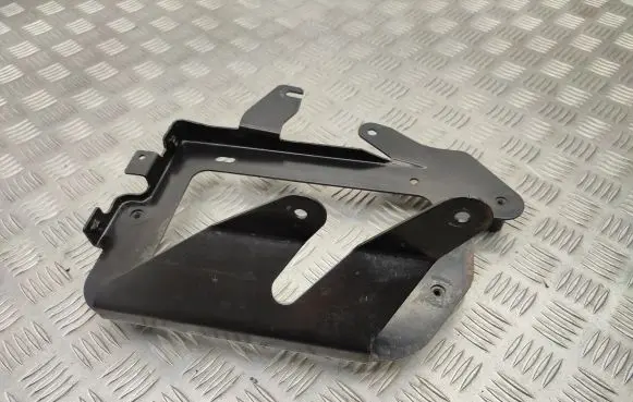 Land Rover Range Rover Evoque L538 Radiator mount bracket GJ326K767AB