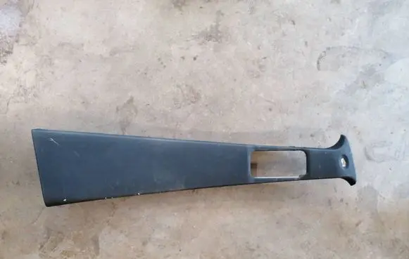 Mercedes-Benz ML W164 (B) pillar trim (top) A1646909825