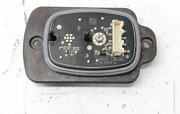 Ford Escape IV LED ballast control module 90185496B B135914B