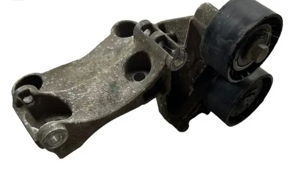 Nissan Qashqai other engine part 117102017R