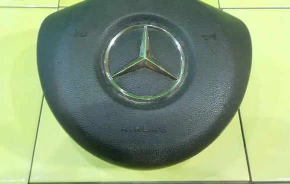 Mercedes-Benz Vito Viano W447 Steering wheel airbag 626680300 XP206
