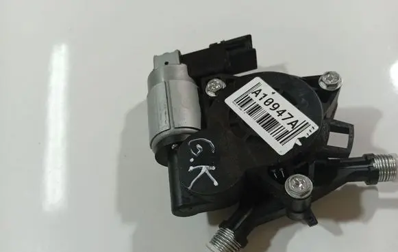 Mazda 3 I Rear door window regulator motor G22C5858X