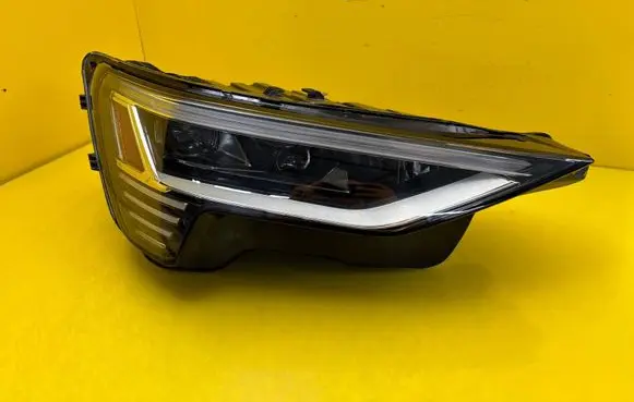 Audi Q4 e-tron Headlight/headlamp 4KE941036B