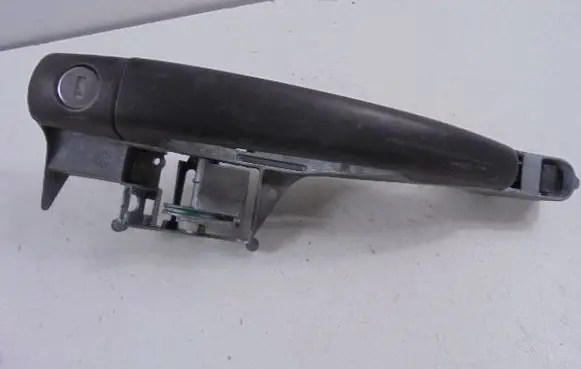 Peugeot 207 CC Front door exterior handle 