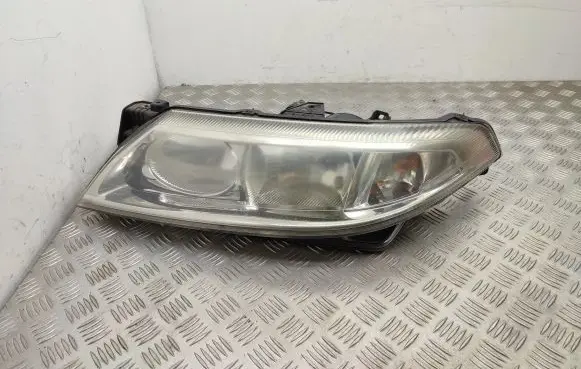 Renault Laguna II Headlight/headlamp 8200002845