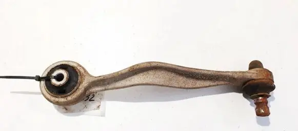 Volkswagen PASSAT B5 Front lower control arm/wishbone
