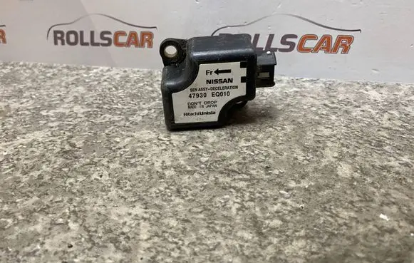 Nissan X-Trail T30 ESP acceleration yaw rate sensor 47930EQ010