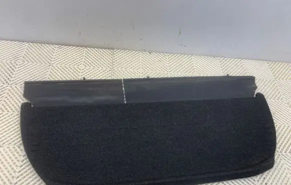 Suzuki Grand Vitara II Parcel shelf