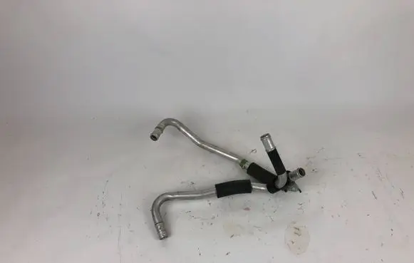 Porsche Panamera (970) Engine coolant pipe/hose 97057257301