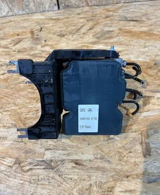 Mercedes-Benz B W246 W242 ABS Pump A0004313700