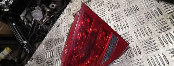 Audi A5 8T 8F Tailgate rear/tail lights 8t0945094a