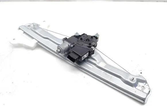 KIA Sportage Front door window regulator with motor 617034603