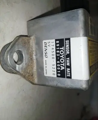 Toyota Land Cruiser (J120) ESP acceleration yaw rate sensor 8918360010 1745005220