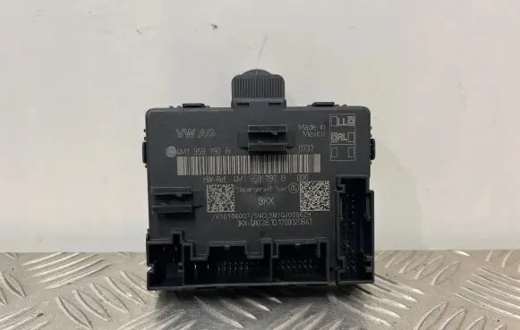 Audi Q5 SQ5 Door control unit/module 4M1959792B