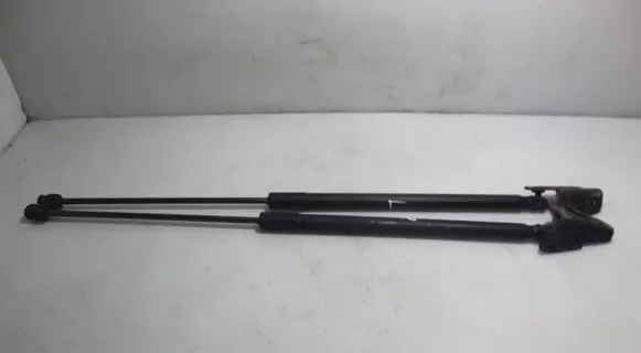 Ford Focus Tailgate hydraulic set 