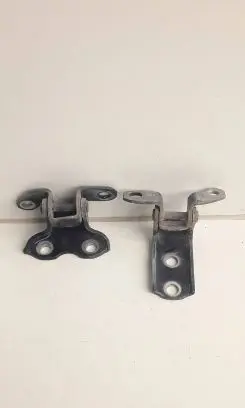 Rear door upper hinge
